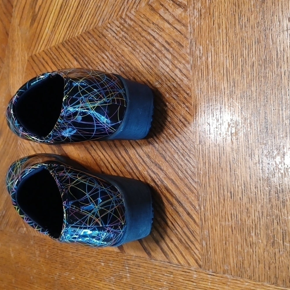 SafeTStep Shoes - Picture 6 of 9